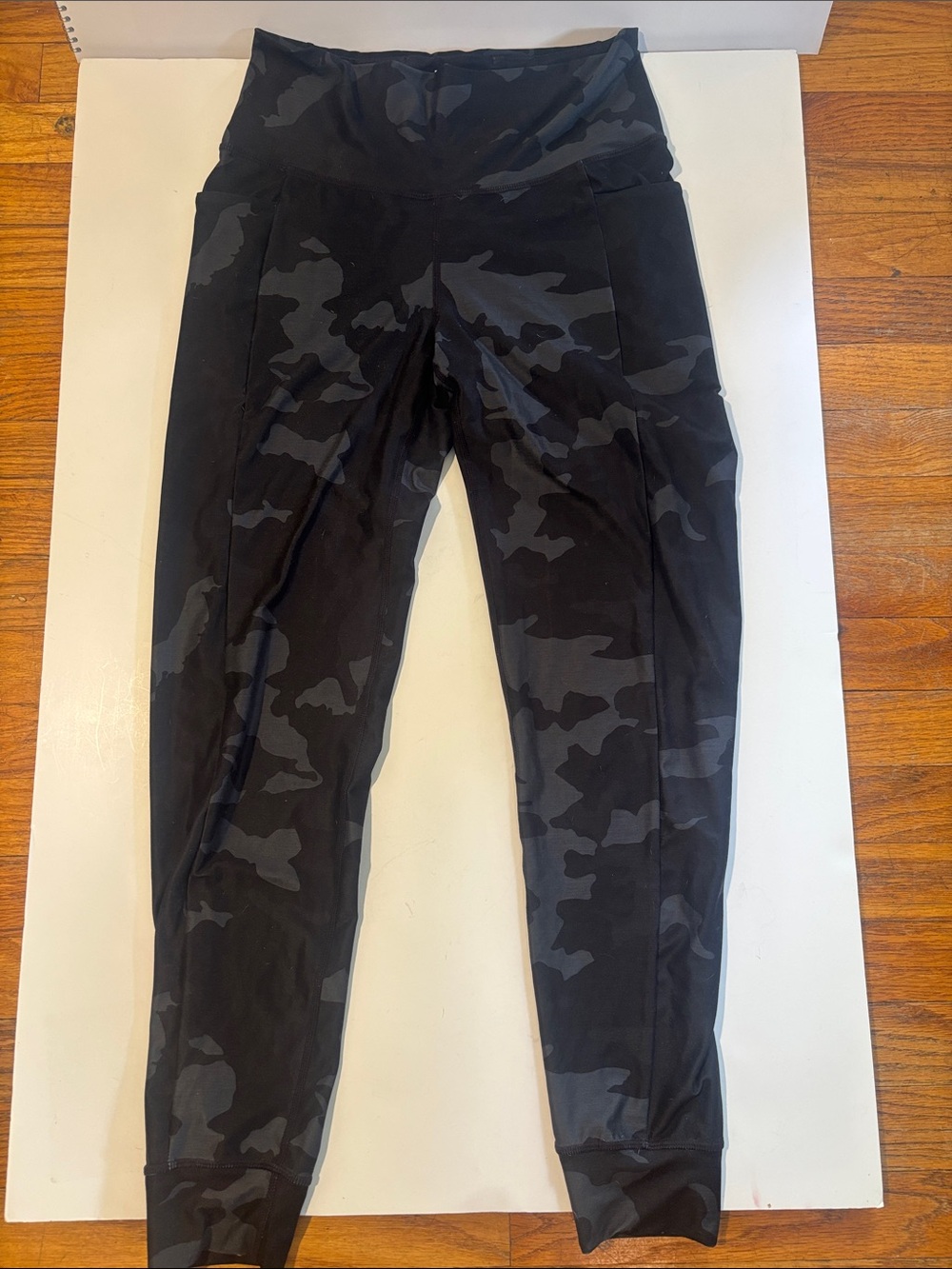 Prana Black & Gray Camo legging Joggers